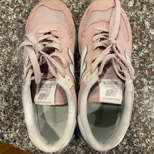 Women’s New Balance Shoes